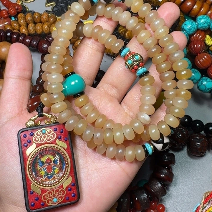 吴***舟琉璃颈饰哈哈哈哈