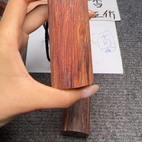 藤类j2降真香手把件（发其一）