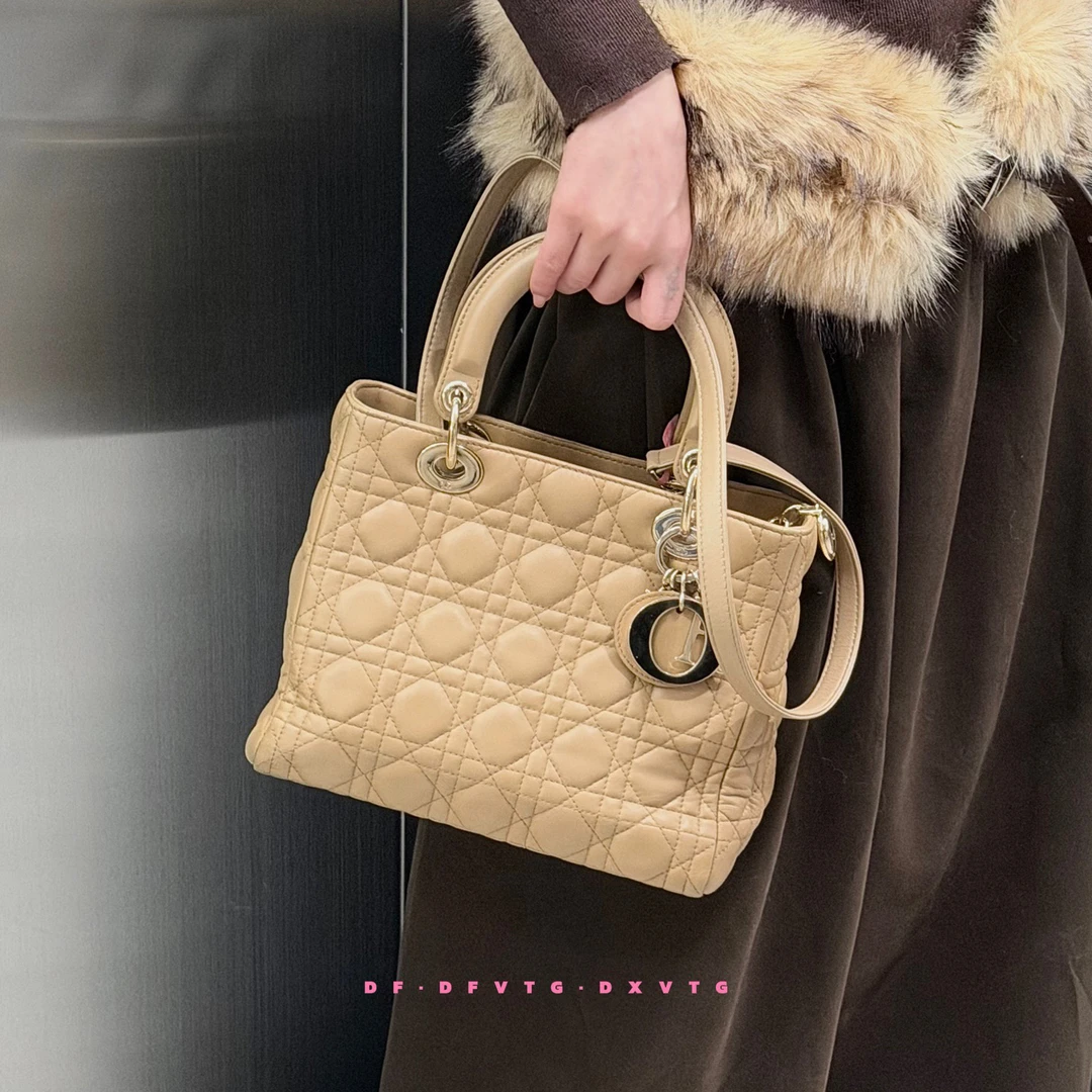 95新 DIOR/迪奥 dior 奶茶色五格戴妃手提单肩包