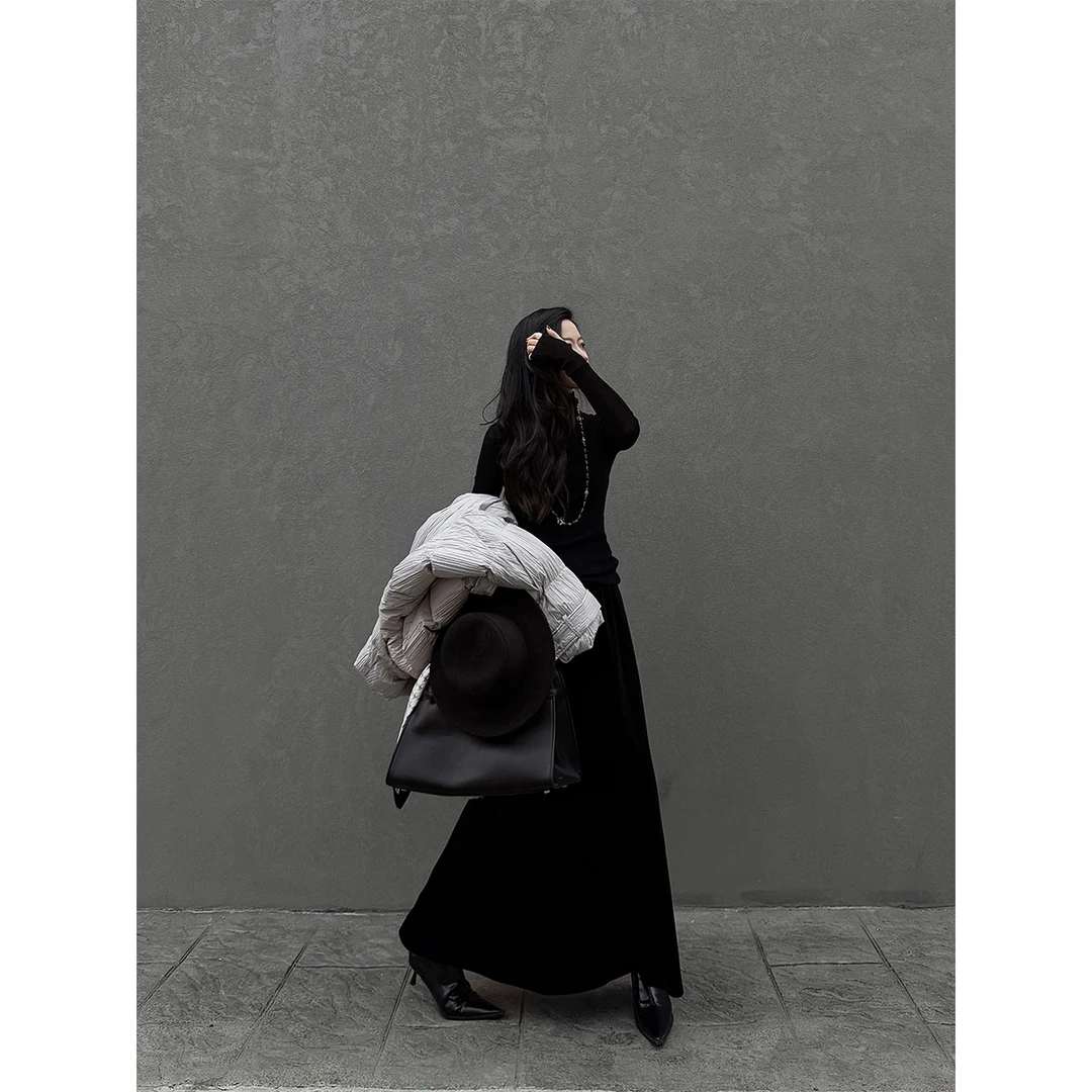 10.27 P1027Q4005  法式赫本风A字高腰设计丝绒半身裙女秋冬