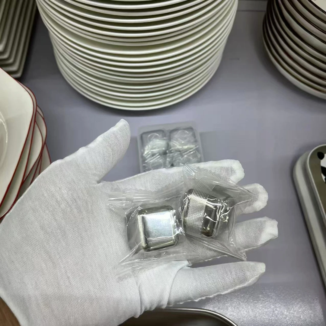 不锈钢冰块304金属冰石冰酒石创意冰粒酒吧酒具冰格