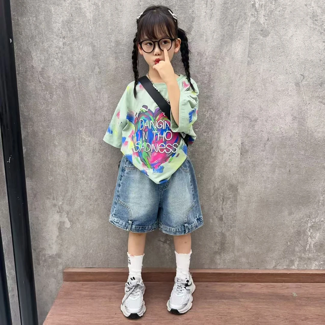女童夏季休闲涂鸦短袖t恤高腰牛仔短裤套装2025新款大童学生夏装