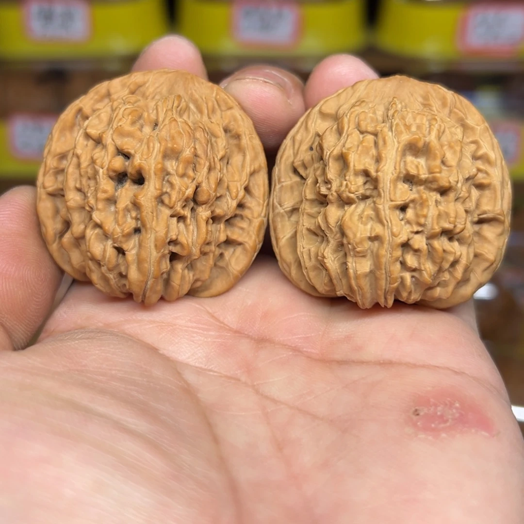 文玩核桃把件四座楼尺42