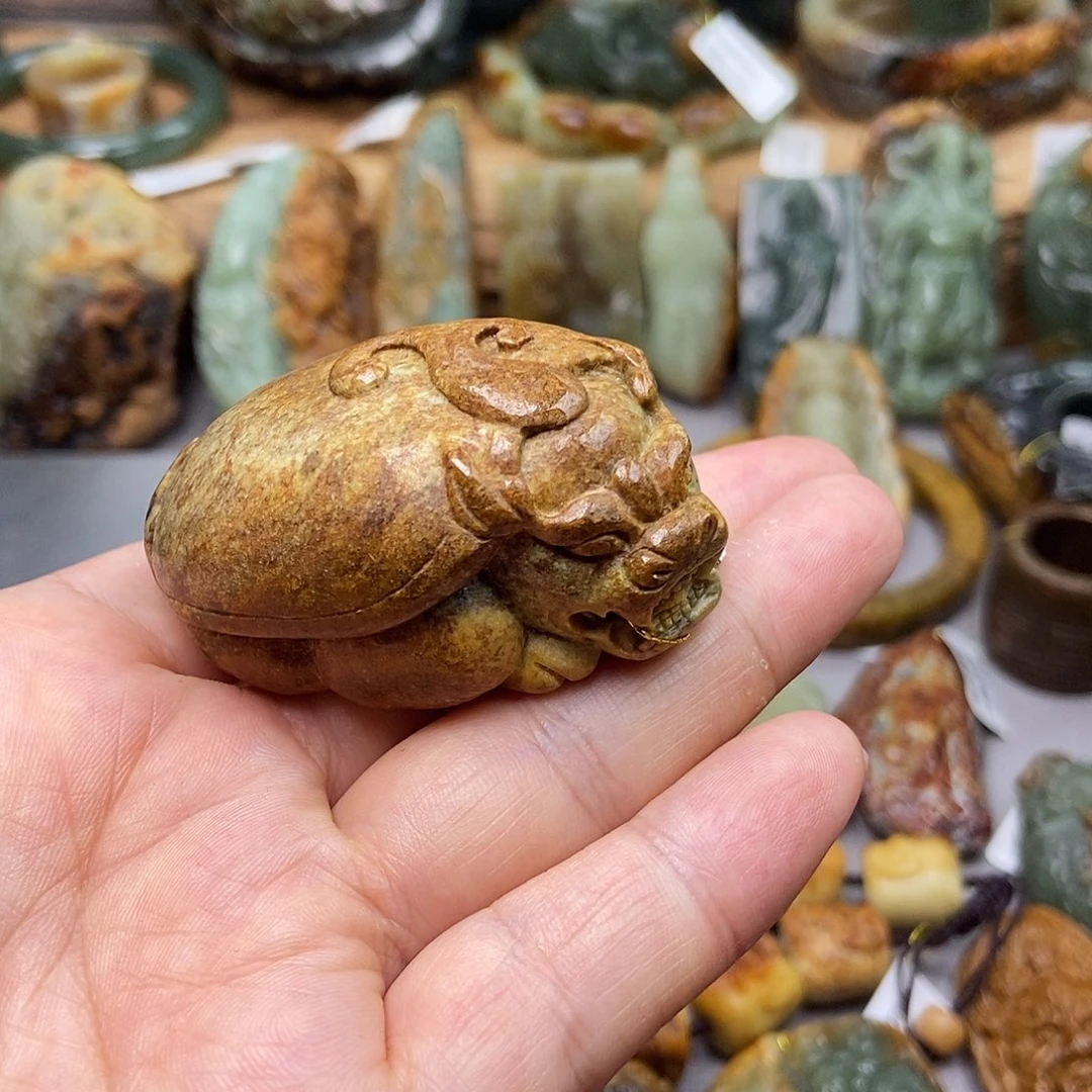 岫岩河磨玉（透闪石质玉）未镶嵌珠宝奇石
