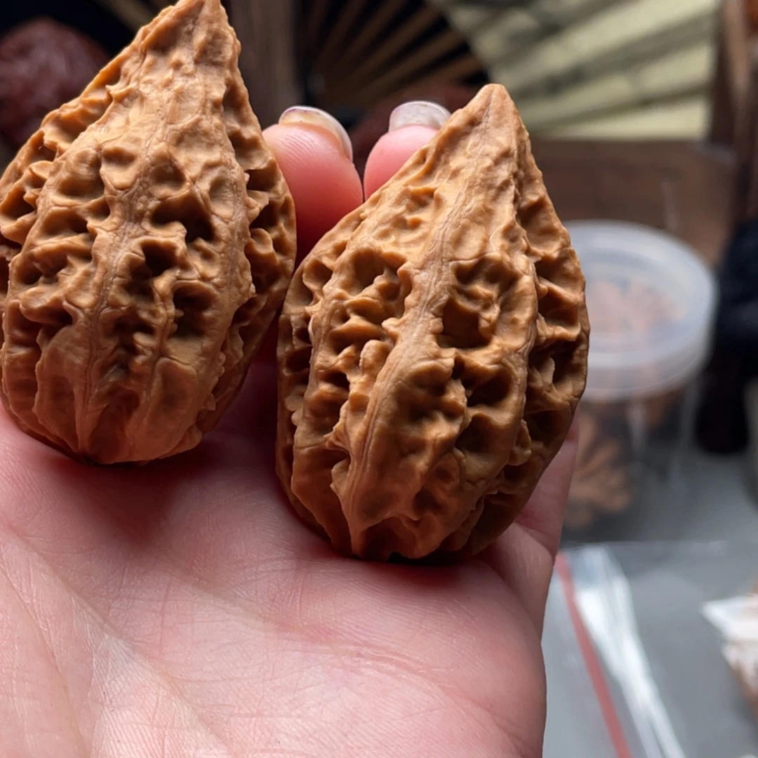 文玩核桃把件楸刀鱼98