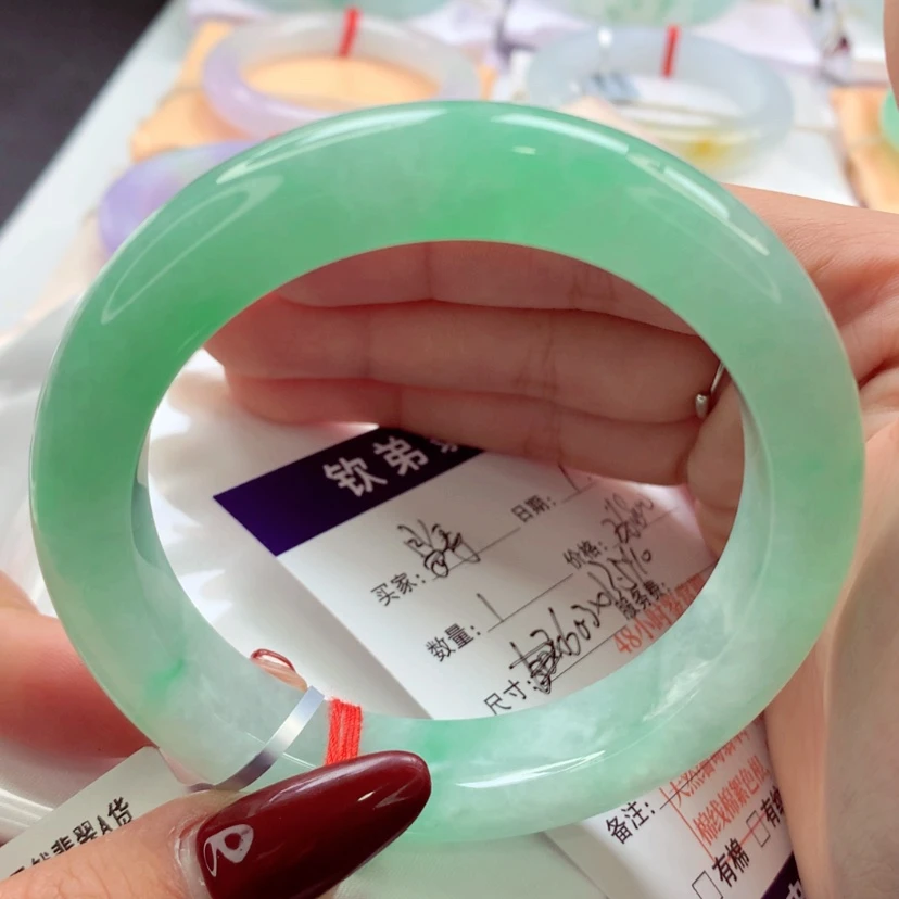 【闪购商品】翡翠手镯未镶嵌晏*师妹分单
