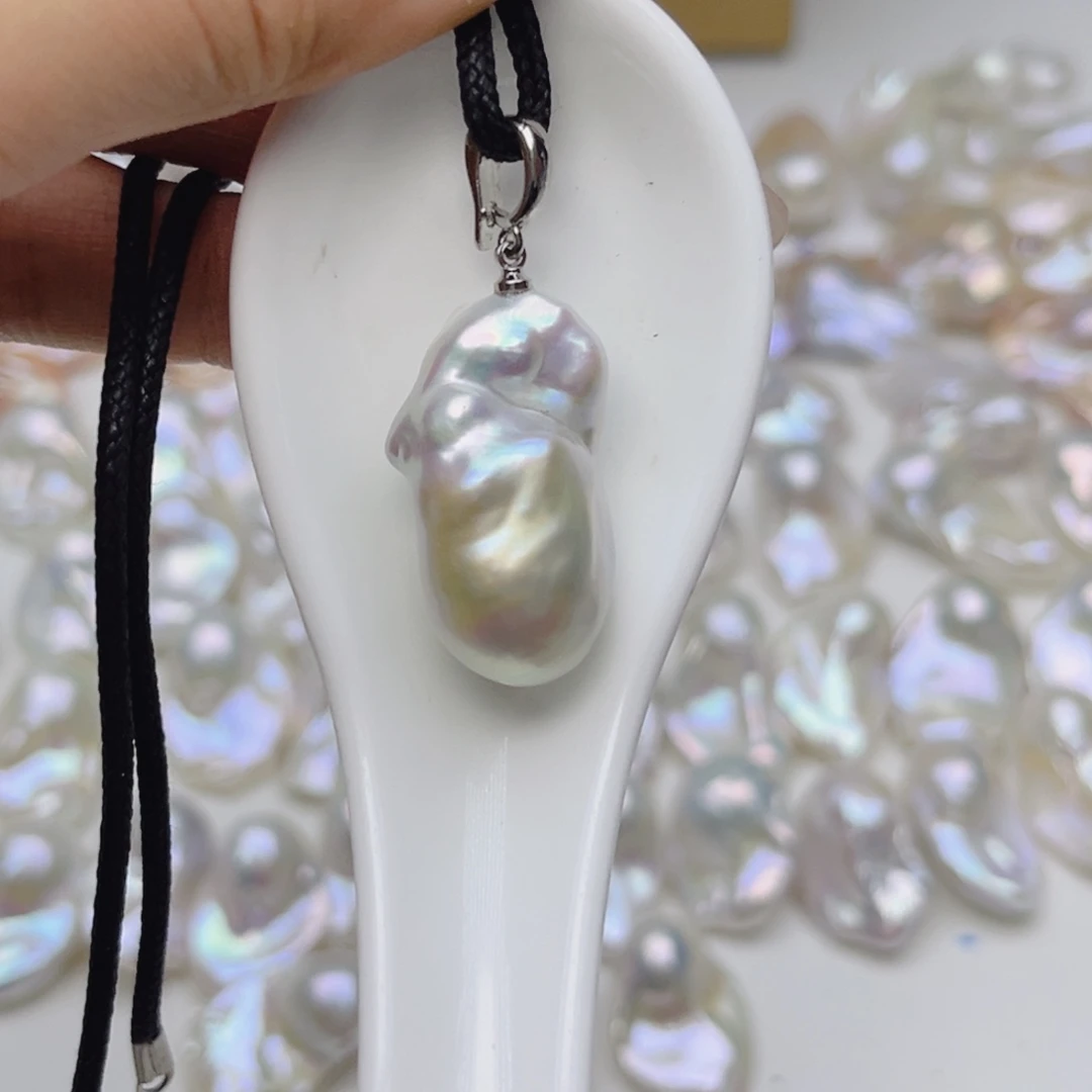 颈饰未镶嵌淡水珍珠