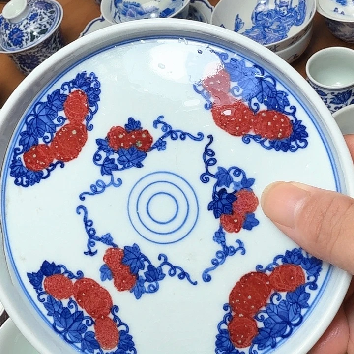 手绘釉里红微瑕不退换