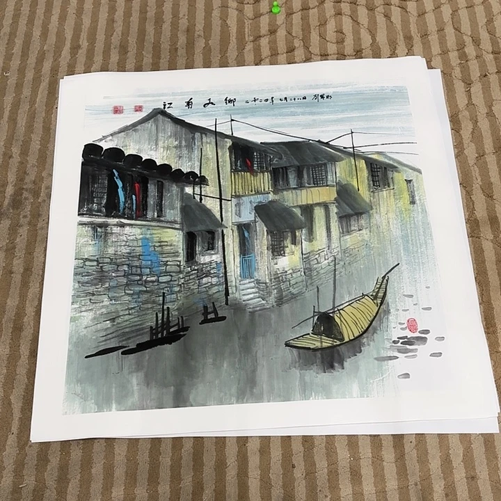 国画花鸟等图案为一体而得