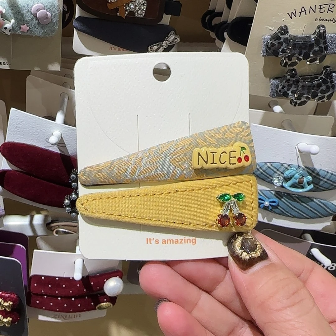 非金属黄色掰掰夹