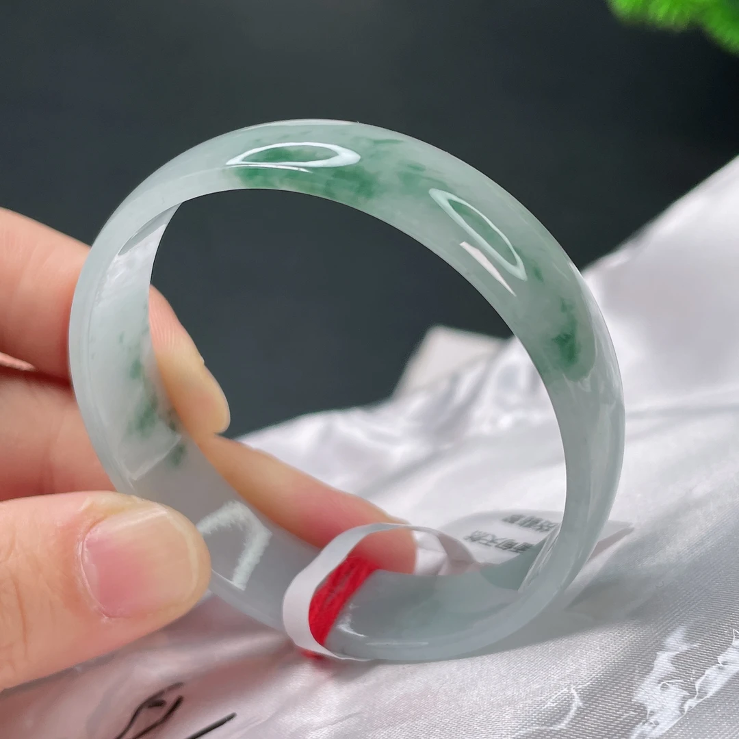 1516缅甸天然A货翡翠53圈水润飘花手镯时尚百搭少女款精美玉手镯