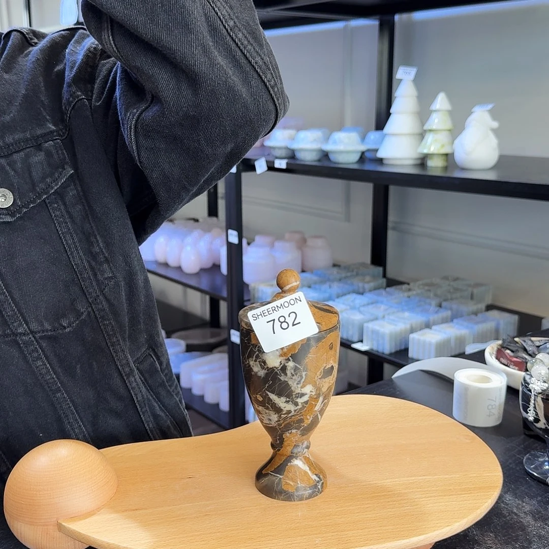 大理石782黑金花维纳斯
