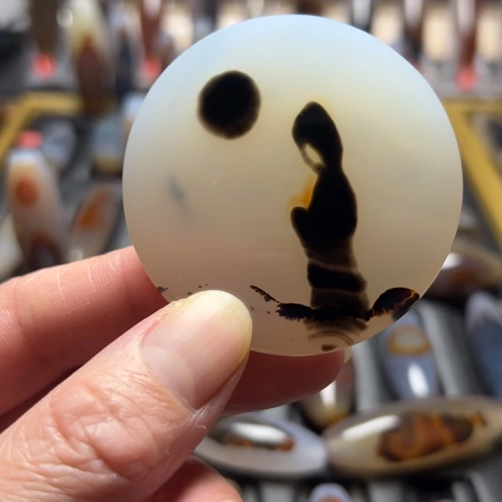 玛瑙/玉髓未镶嵌颈饰