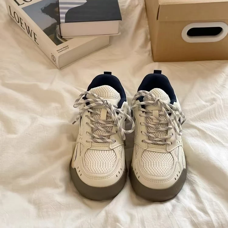 设计感小众板鞋女款2025春季学生百搭chic鞋厚底小白鞋透气运动鞋