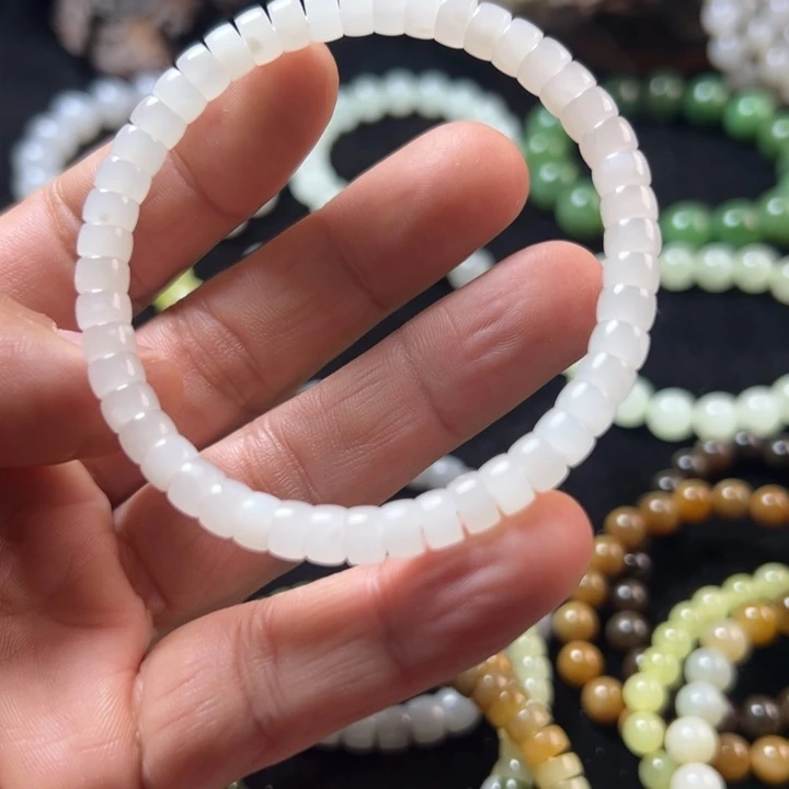 和田玉（糖玉）未镶嵌手链