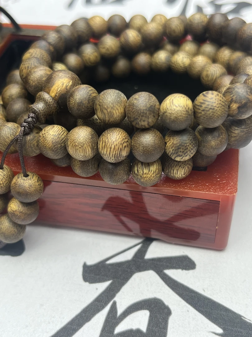 【阿紫文玩】越南绿奇108颗8mm多圈（无礼盒）B03900