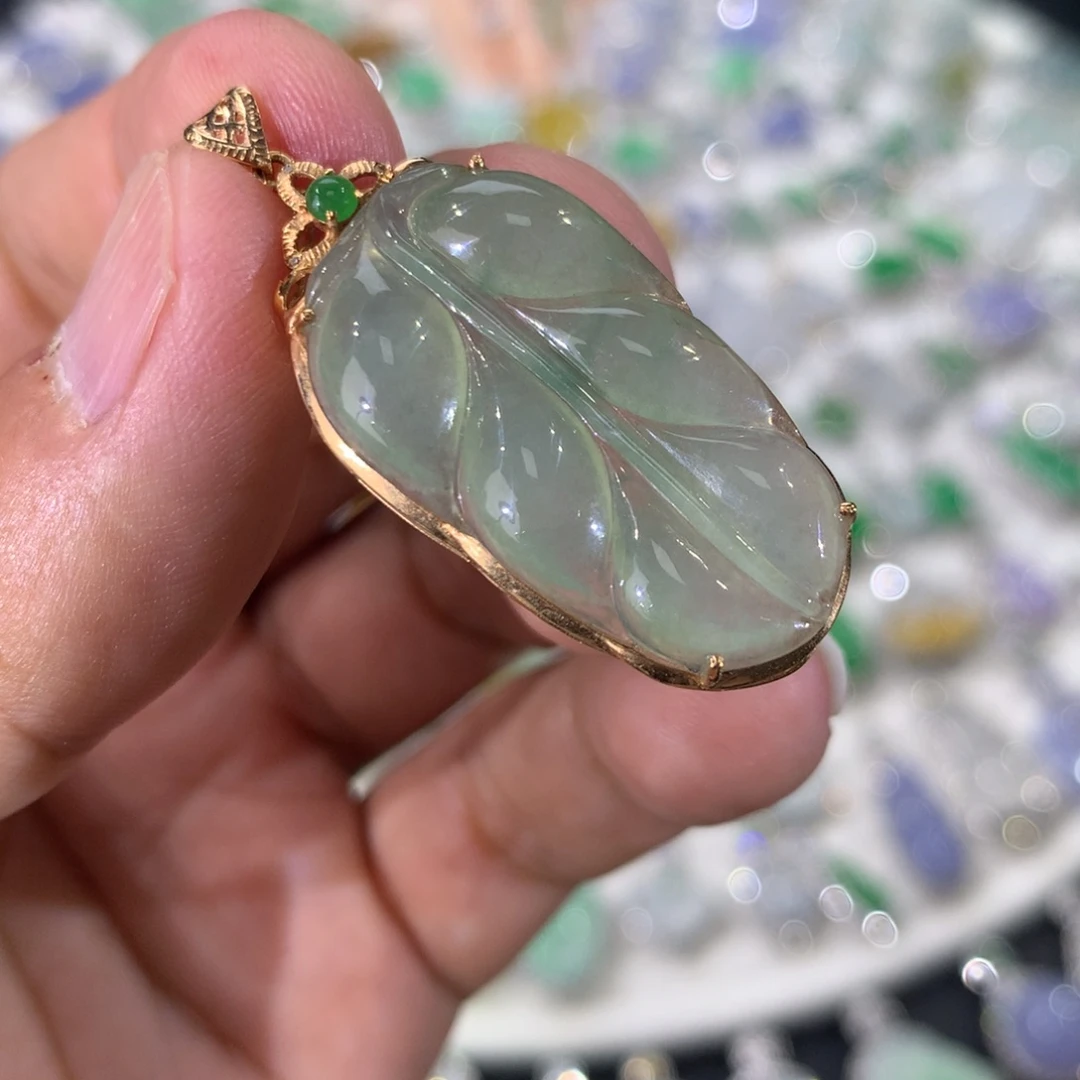 吊坠(不含链)18K金镶嵌翡翠