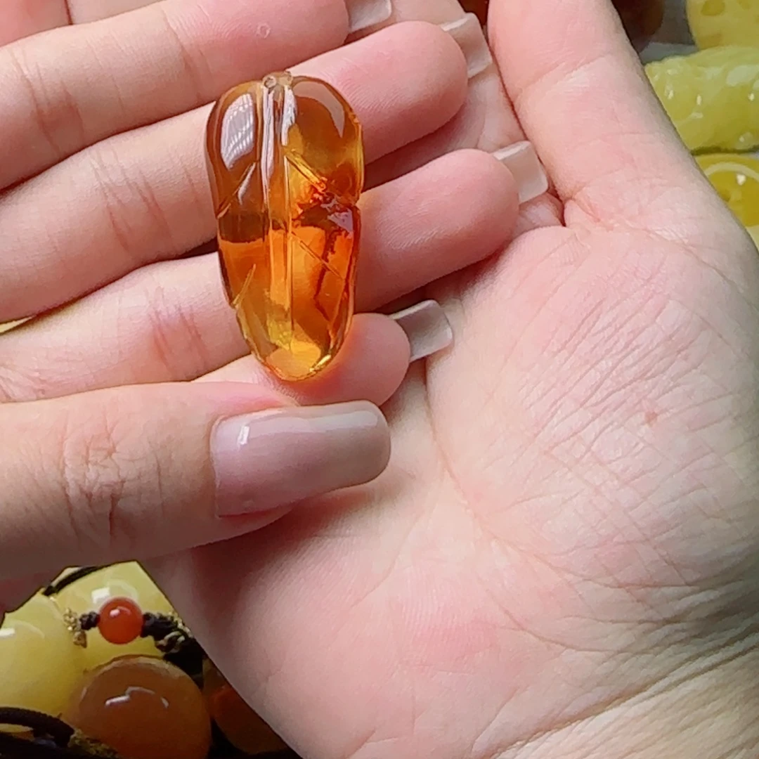 手链琥珀未镶嵌吊坠