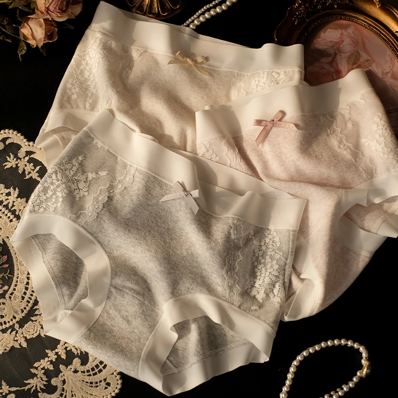 纯欲蕾丝拼接彩棉女士内裤性感女生抑菌无痕透气包臀中腰三角裤