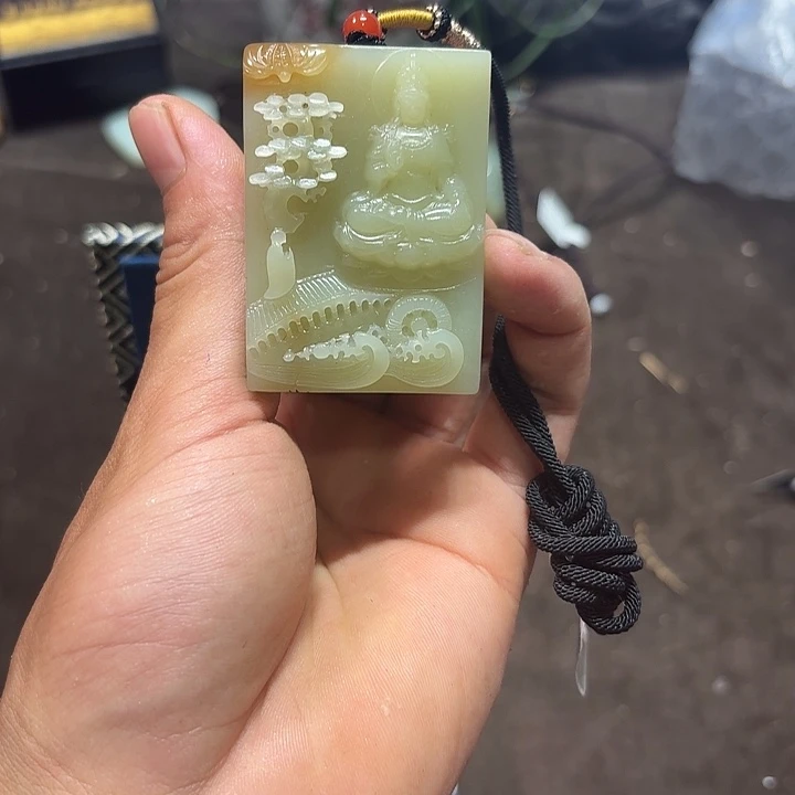 未镶嵌和田玉车挂