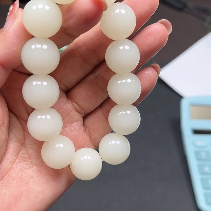 和田玉（黄玉）未镶嵌颈饰