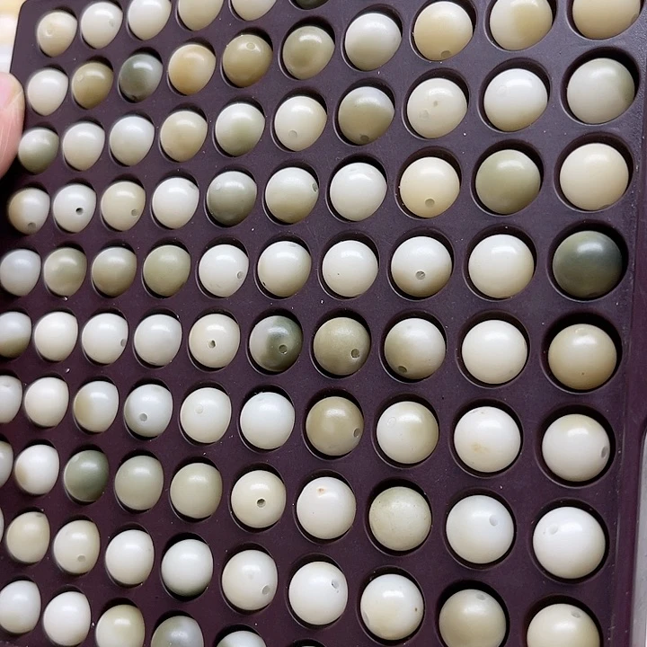 白玉菩提吊坠11飘花圆珠110颗