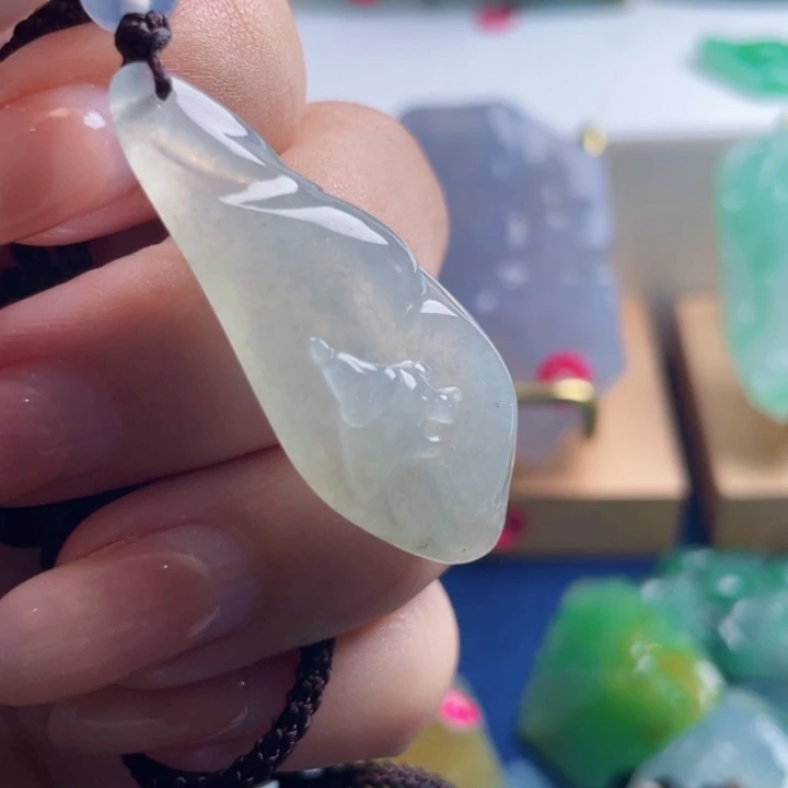 翡翠未镶嵌颈饰天然翡翠