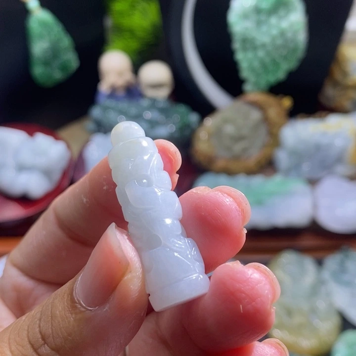 【闪购商品】颈饰未镶嵌翡翠龙柱
