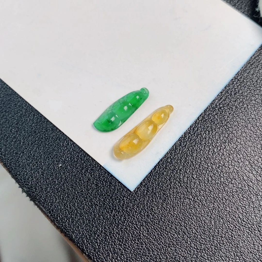 定制翡翠未镶嵌豆子