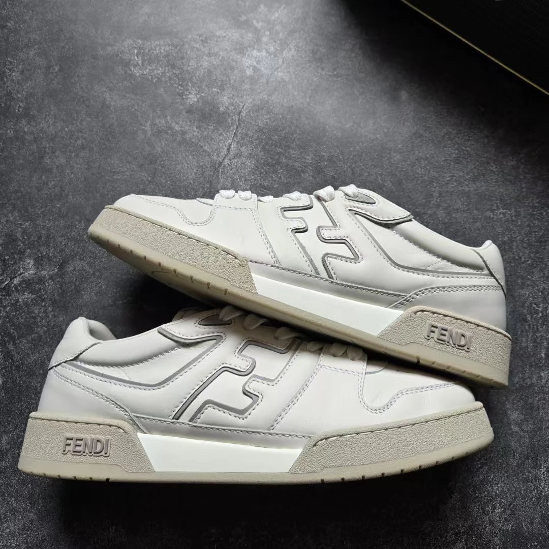 99新 FENDI/芬迪 9码 MATCH 灰白拼皮板鞋