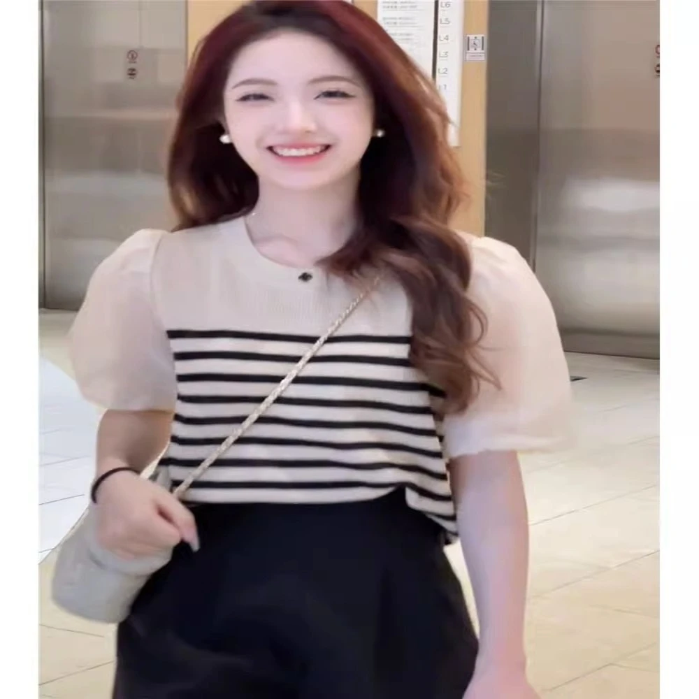 版泡泡袖拼接条纹短袖上衣女夏季小众感温柔气质针织衫