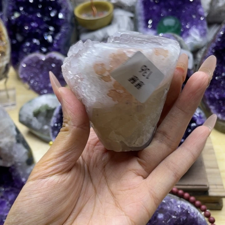 未镶嵌水晶大型摆件（非配饰）