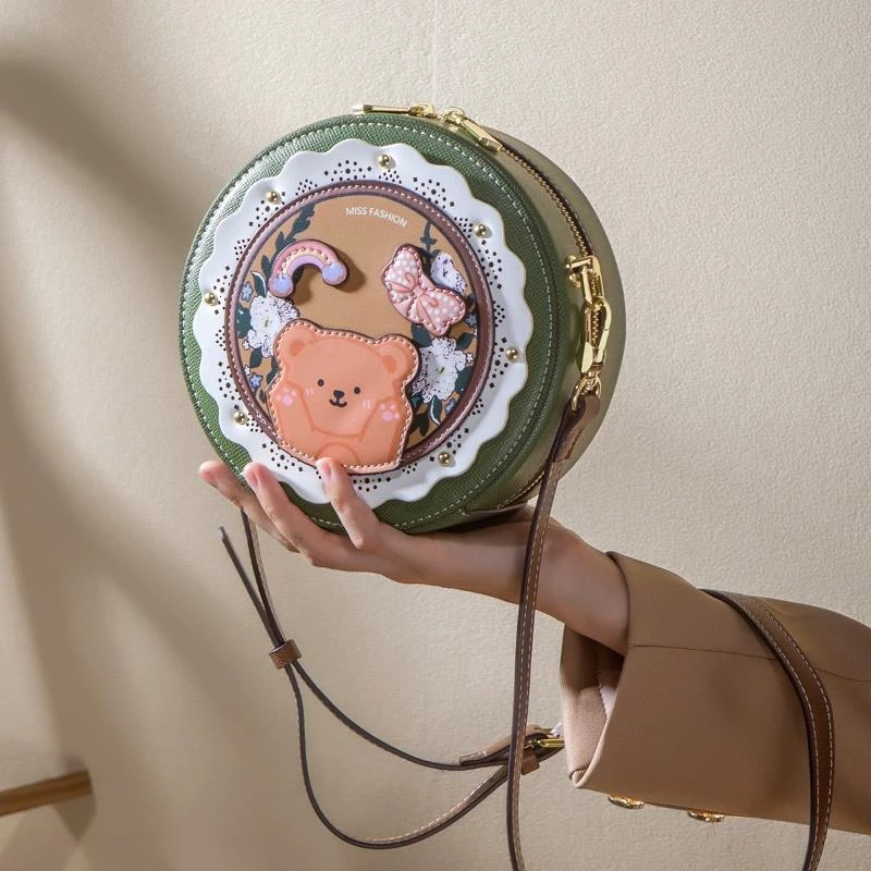 夏季休闲包包2024新款时尚小圆包斜挎包女生生日礼物百搭单肩女包
