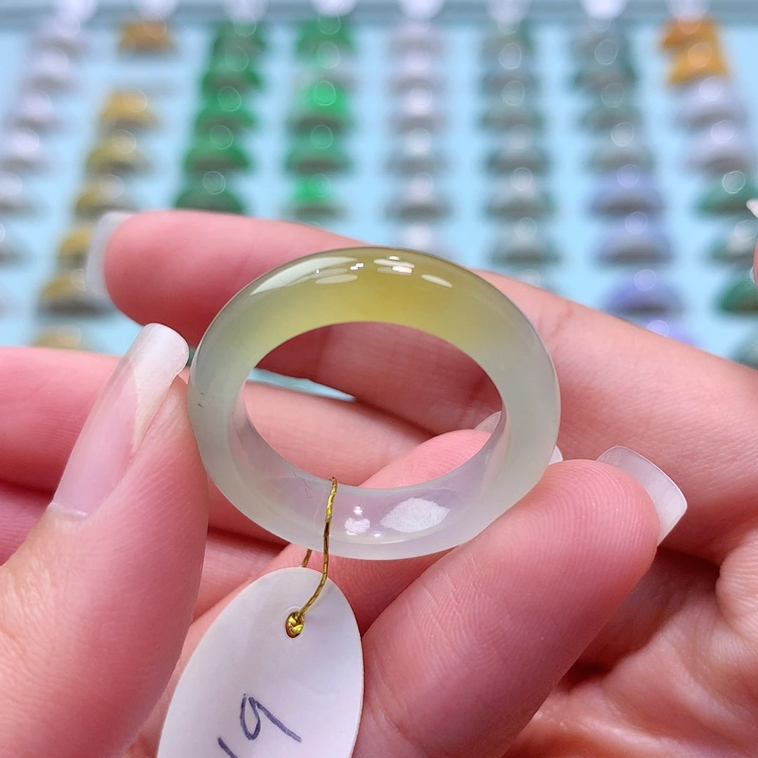 未镶嵌戒指翡翠19圈