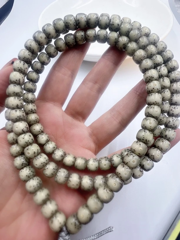 星月菩提原生态糯冰料长链尺寸7.8/6.8油润糯打灯透