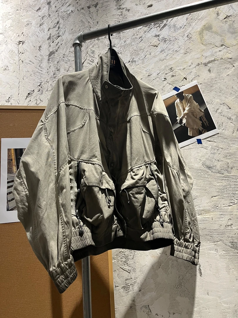 VIP studio 【25/秋】高街废土风结构分割成衣水洗做旧擦色短款夹克