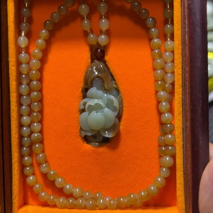 和田玉颈饰未镶嵌淡**生