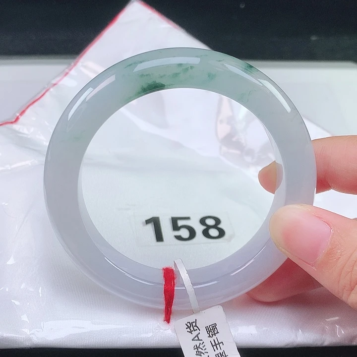 翡翠未镶嵌手镯翡翠