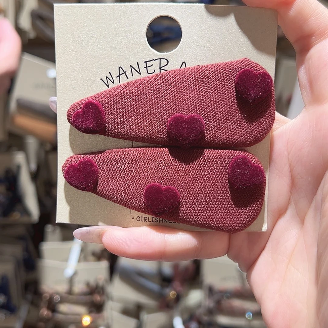 皮质铁合金红色爱心掰掰夹