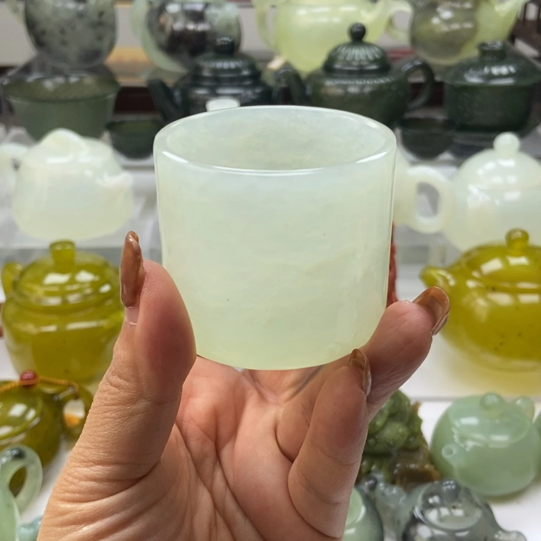 蛇纹石玉未镶嵌主人杯