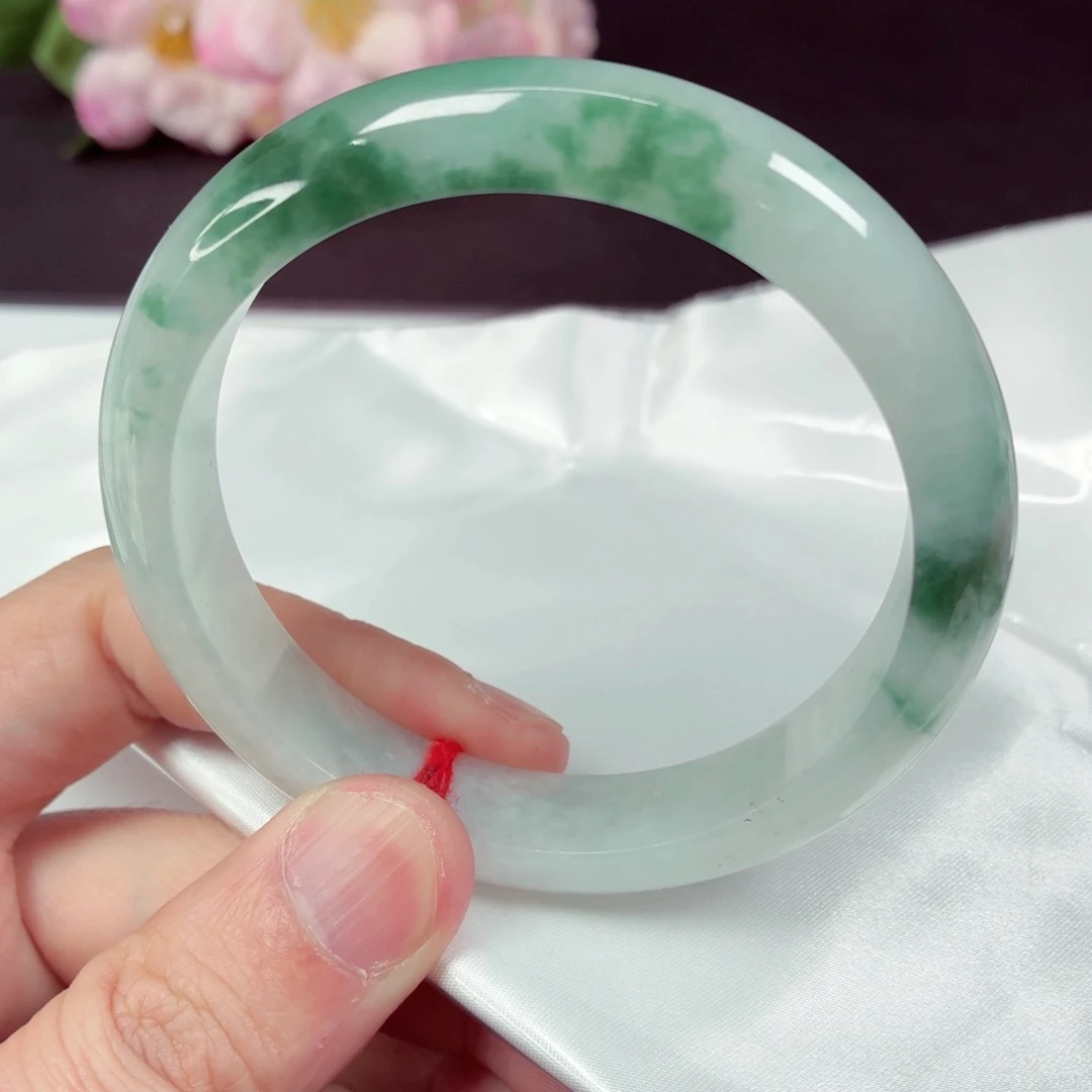 翡翠未镶嵌手镯61.8圈