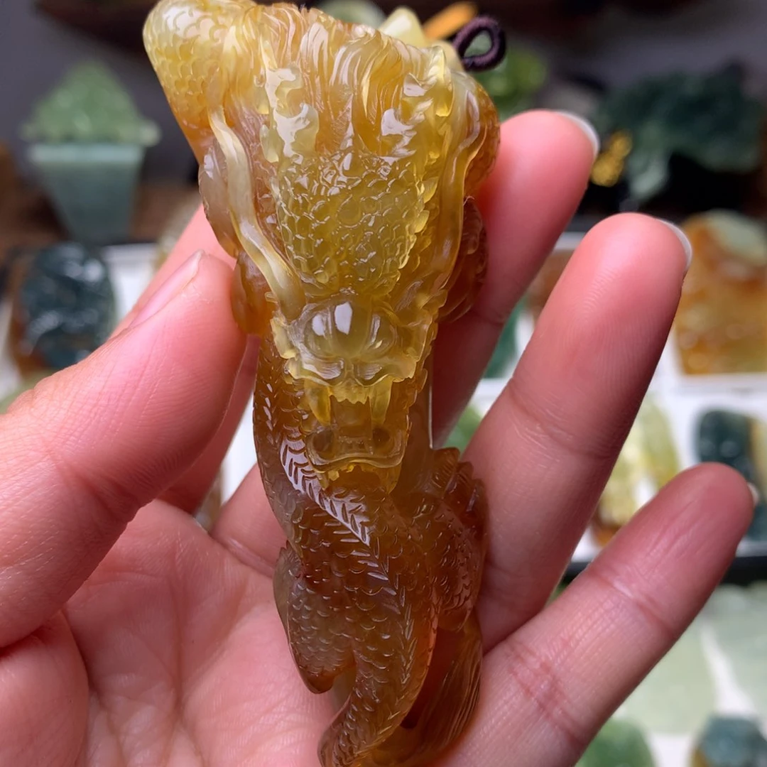 岫玉手把件龙未镶嵌