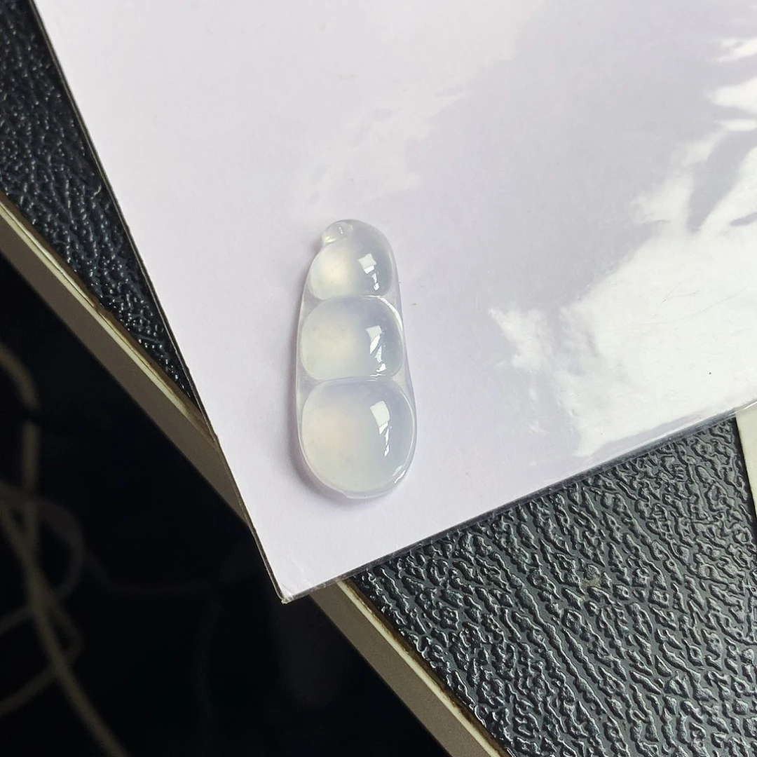 吊坠(不含链)未镶嵌翡翠豆子