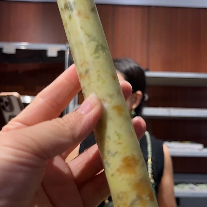 岫玉未镶嵌毛衣链