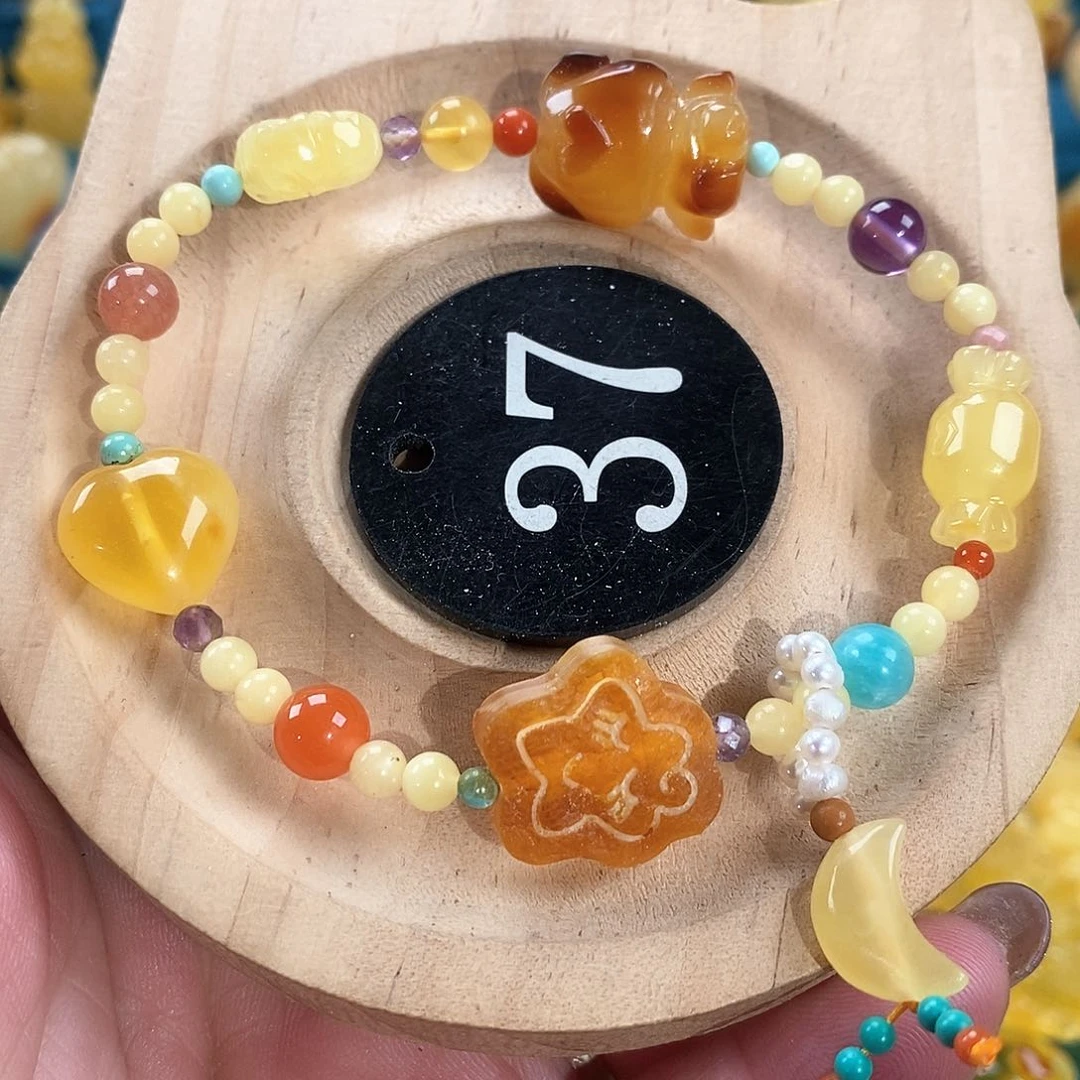 琥珀颈饰未镶嵌手链