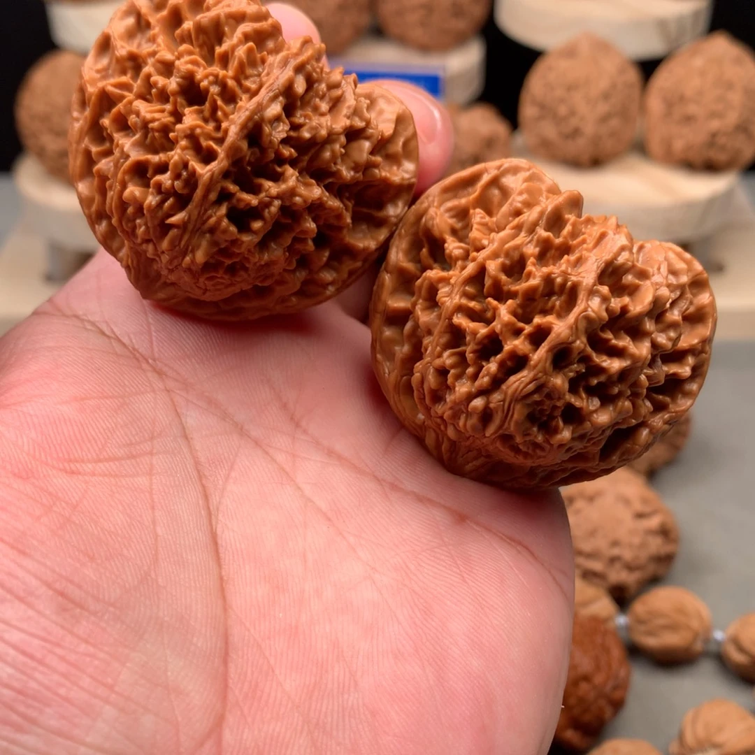 桃核吊坠满天星核桃