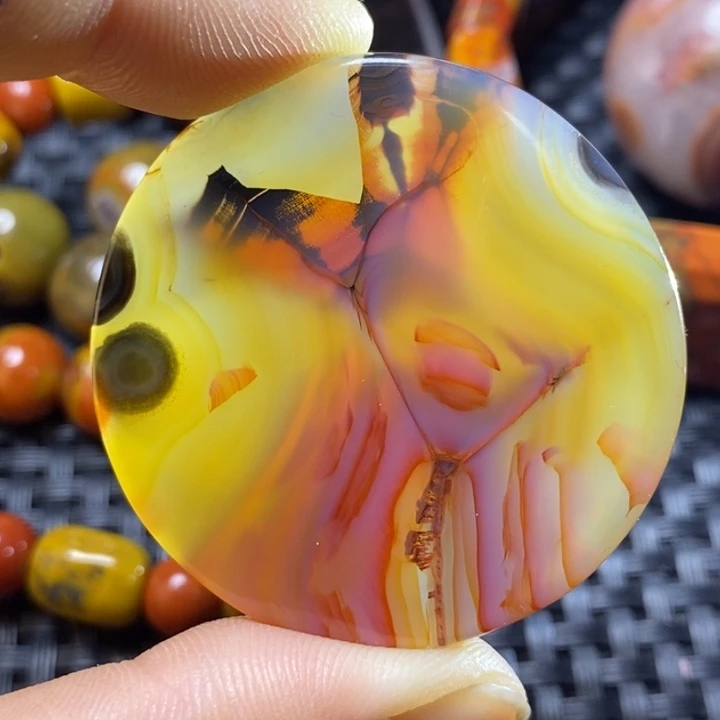 玛瑙/玉髓颈饰未镶嵌