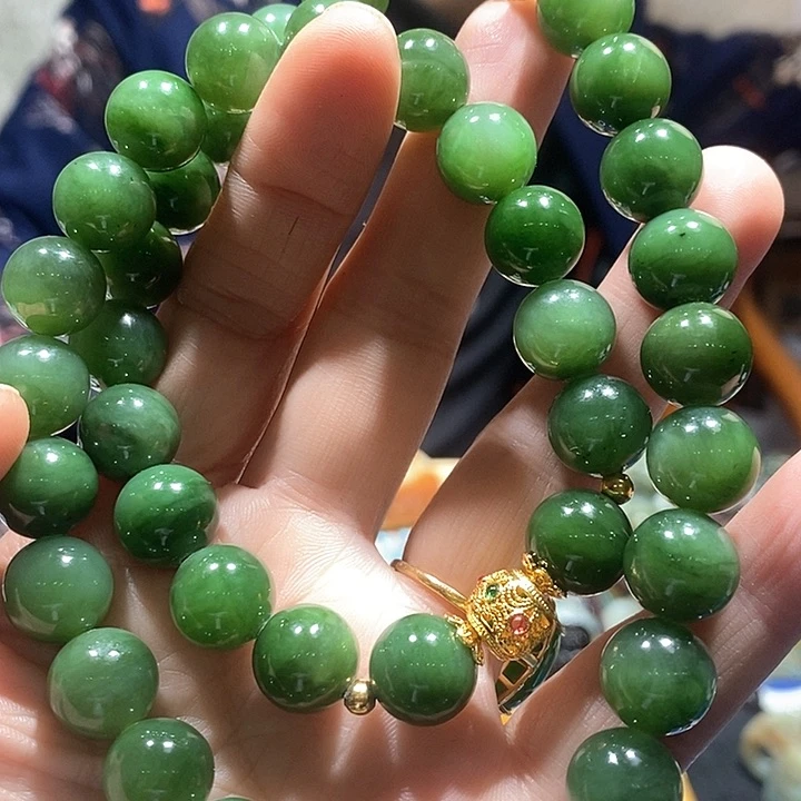 和田玉颈饰合金精美