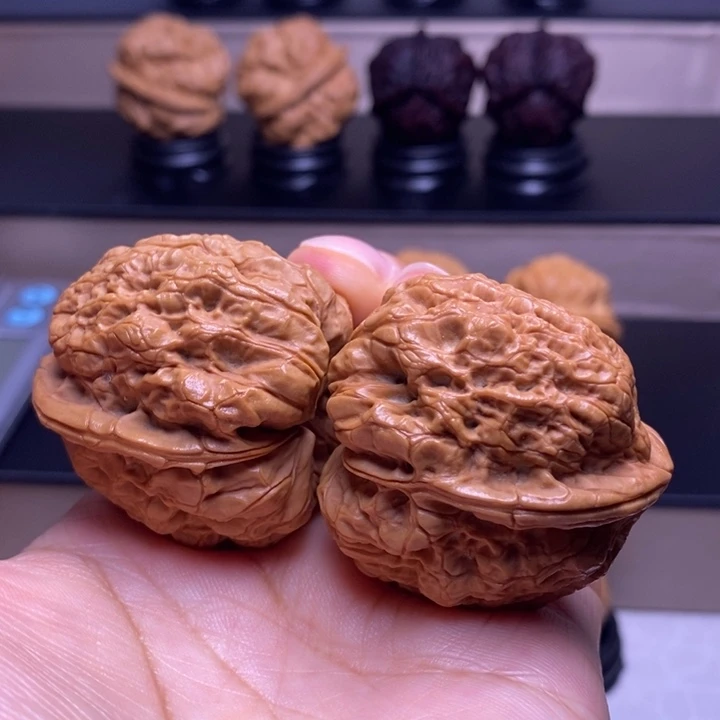 文玩核桃把件霸王蟾疙瘩包69
