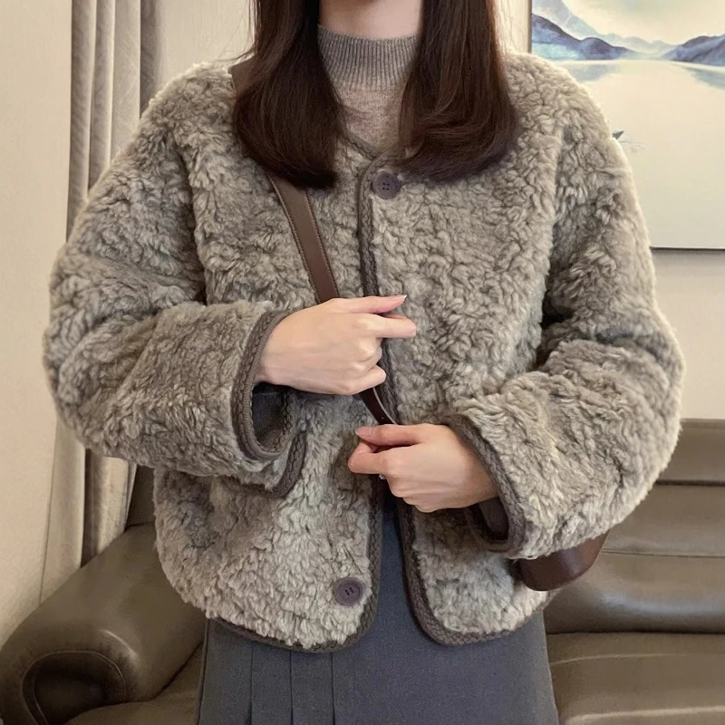 小香风仿羊羔毛短款外套女秋冬加厚高级感慵懒风独特漂亮百搭上衣